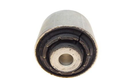 Фото 2 - Сайлентблок важеля MEYLE 100 610 0049 (1006100049)