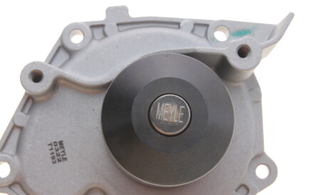 Фото 3 - Водяной насос MEYLE 16-13 220 0004 (16132200004)