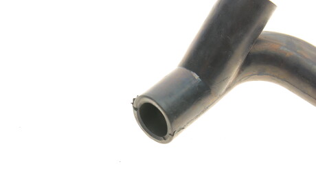 Фото 3 - Патрубок системы охлаждения MEYLE 16-19 222 0002
