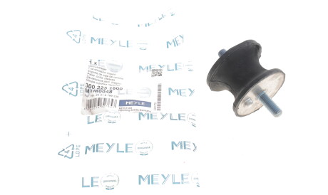 Подушка АКПП BMW 5 (E39) 00-03 (передня) - (22316753316, 22316771220, 22316799330) MEYLE 300 223 1600