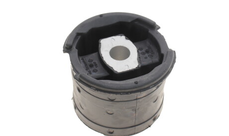 Фото 2 - Сайлентблок подрамника MEYLE 300 333 1601/HD