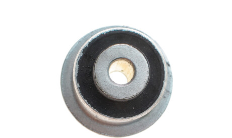 Фото 2 - Сайлентблок рычага MEYLE 314 610 0008/HD (3146100008HD)