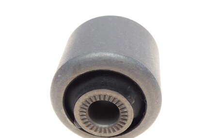 Фото 2 - Сайлентблок важеля MEYLE 3146100021