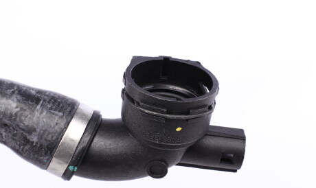 Фото 2 - Патрубок системы охлаждения MEYLE 319 222 0024 (3192220024)