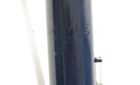 Фото 3 - Стойка амортизатору (амортизатор) MEYLE 37-26 623 0027 (37266230027)