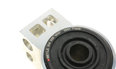 Фото 2 - Сайлентблок рычага MEYLE 614 035 0037 (6140350037)