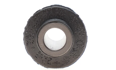 Фото 4 - Сайлентблок важеля MEYLE 614 610 0014 (6146100014)