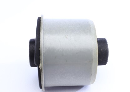 Фото 3 - Сайлентблок підрамника MEYLE 714 710 0006 (7147100006)