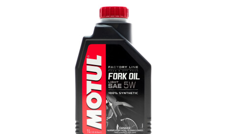 Масло 5W для мото вилок Fork Oil Light Factory Line (1L) (101130/105924) - MOTUL 821801