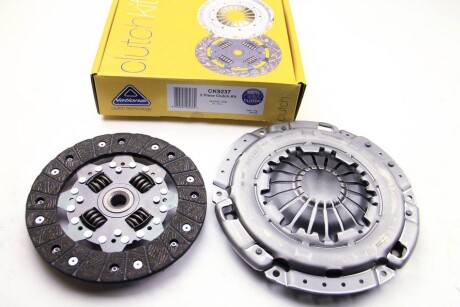 Комплект зчеплення Astra G/Vectra B 1.6-2.0 i 16V 95- (216mm) - (93171777, R1520090, 1606153) National CK9237