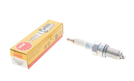 Фото 3 - Свічка запалювання NGK 3932