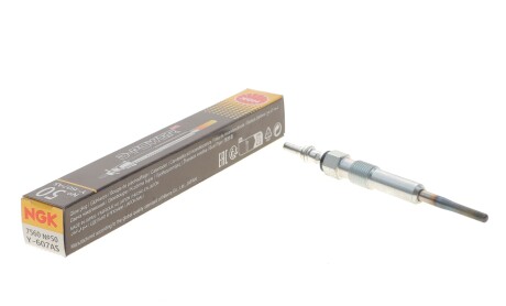 Фото 3 - Свічка накалу NGK 7560