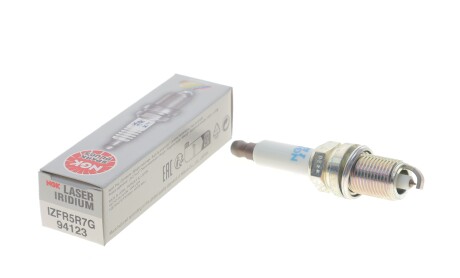 Фото 3 - Свічка запалювання NGK 94123