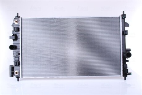 Фото 2 - Радиатор охлаждения двигателя NISSENS 606049