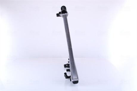 Фото 4 - Радиатор охлаждения двигателя NISSENS 606216