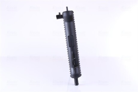 Фото 4 - Радиатор охлаждения двигателя NISSENS 606529