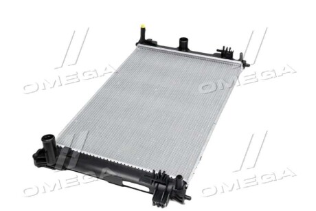 Фото 2 - Радиатор охлаждения двигателя NISSENS 606838