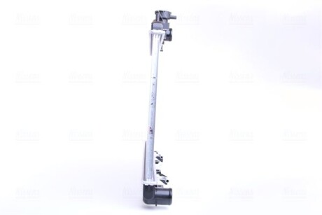 Фото 4 - Радіатор охолодження NISSENS 606842