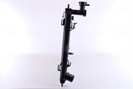 Фото 4 - Радиатор охлаждения двигателя NISSENS 606844