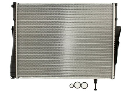 Фото 2 - Радиатор охлаждения двигателя NISSENS 60784A