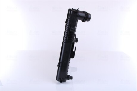 Фото 5 - Радіатор охолодження NISSENS 60815