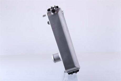 Фото 4 - Радіатор охолодження NISSENS 61008