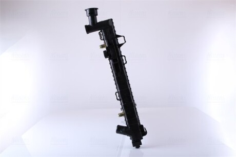 Фото 7 - Радиатор охлаждения двигателя NISSENS 61023