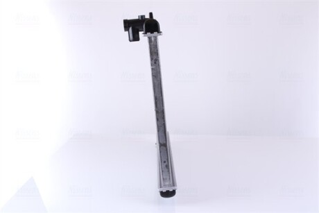 Фото 4 - Радиатор охлаждения двигателя NISSENS 61271