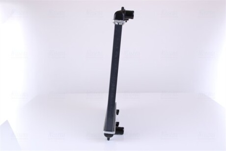 Фото 5 - Радиатор охлаждения двигателя NISSENS 61277