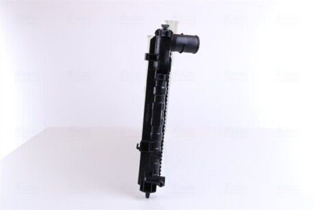 Фото 5 - Радіатор охолодження NISSENS 61313