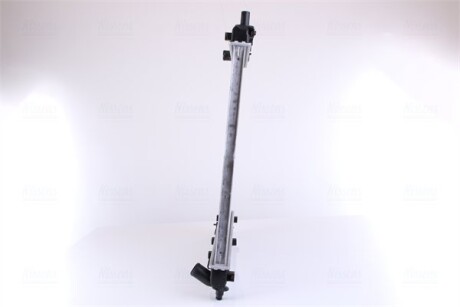 Фото 4 - Радіатор охолодження NISSENS 61642