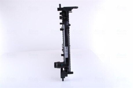 Фото 4 - Радиатор охлаждения двигателя NISSENS 617864