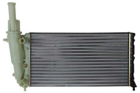 Фото 2 - Радиатор охлаждения двигателя NISSENS 61858