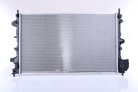 Фото 5 - Радиатор охлаждения двигателя NISSENS 61914A