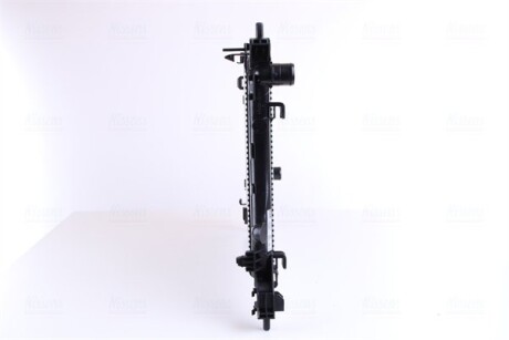 Фото 5 - Радиатор охлаждения двигателя NISSENS 61917