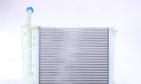 Фото 3 - Радиатор охлаждения двигателя NISSENS 61936