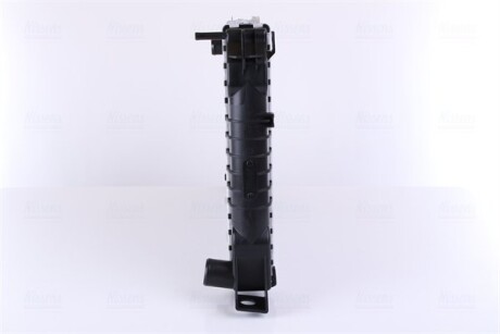 Фото 7 - Радіатор охолодження NISSENS 62081A