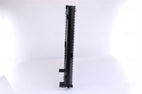 Фото 4 - Радіатор охолодження NISSENS 62696A