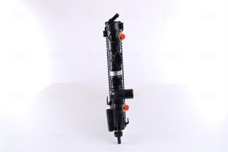 Фото 5 - Радиатор охлаждения двигателя NISSENS 63003A