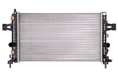 Фото 2 - Радиатор охлаждения двигателя NISSENS 630702
