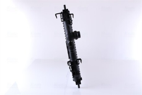 Фото 6 - Радиатор охлаждения двигателя NISSENS 630745