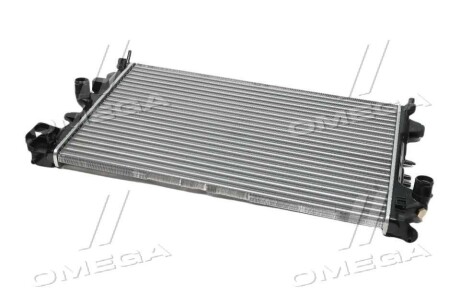 Фото 3 - Радиатор охлаждения двигателя NISSENS 630789