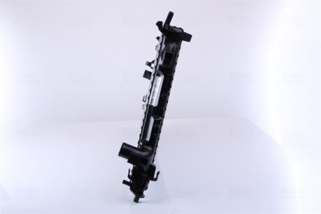 Фото 4 - Радіатор охолодження NISSENS 63113A