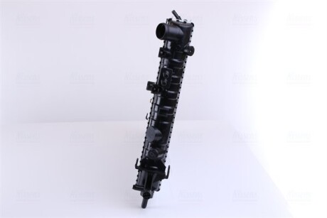 Фото 4 - Радиатор охлаждения двигателя NISSENS 63247A