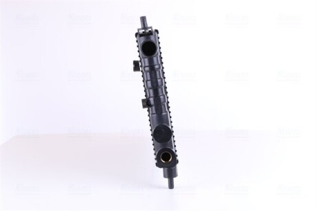 Фото 5 - Радиатор охлаждения двигателя NISSENS 632851