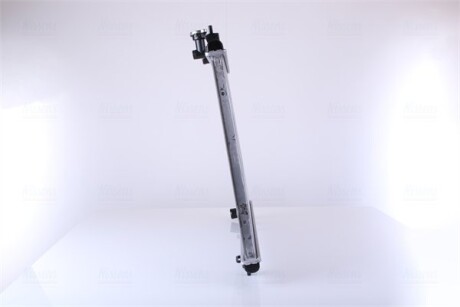 Фото 4 - Радіатор охолодження NISSENS 637643