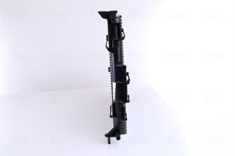 Фото 6 - Радиатор охлаждения двигателя NISSENS 63765A