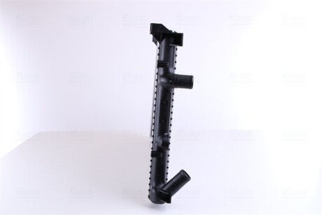 Фото 5 - Радіатор охолодження NISSENS 63824A