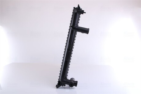 Фото 4 - Радиатор охлаждения двигателя NISSENS 63943A