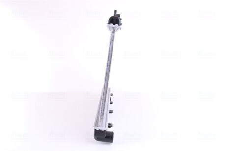 Фото 6 - Радиатор охлаждения двигателя NISSENS 64185